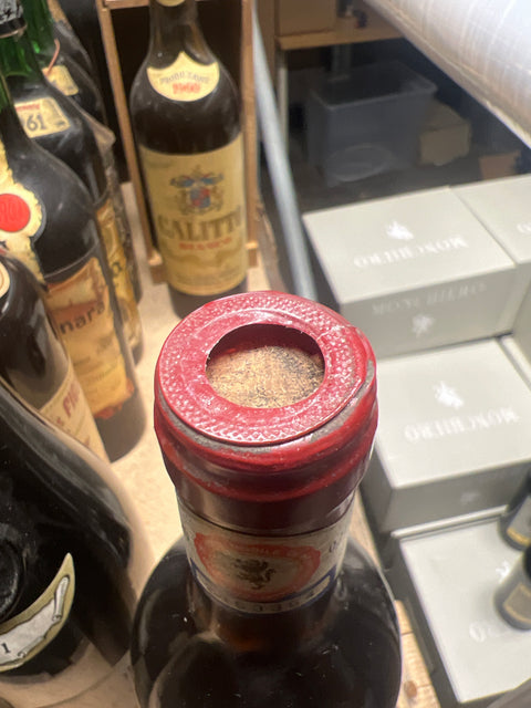 Vecchia Cantina Vino Nobile di Montepulciano 1974 Riserva Capsul Schaden