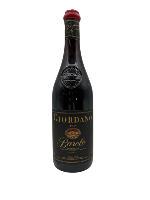 Flasche Rotwein Barolo Giordano 1982