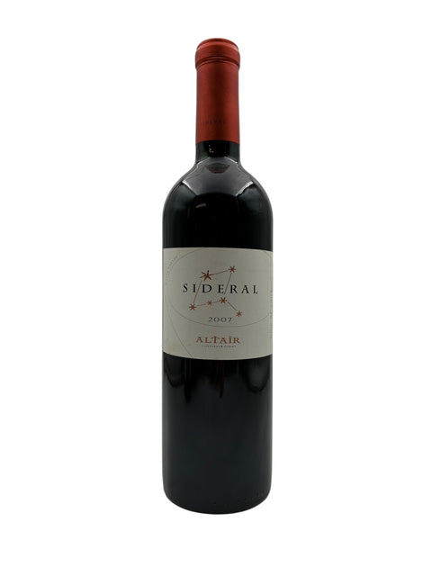 Eine Flasche Rotwein Sideral Altair 2007