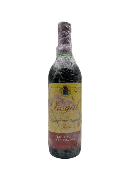 Flasche Rotwein Royal Bodegas Franco Españolas 1968, in Plastik verpackt