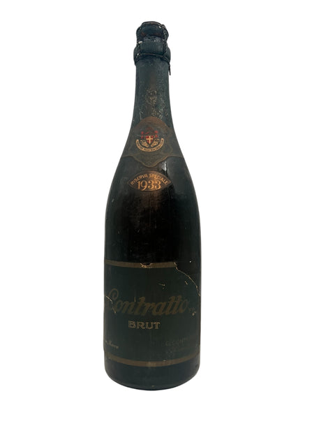 Flasche Sekt Contratto Riserva Speciale 1933
