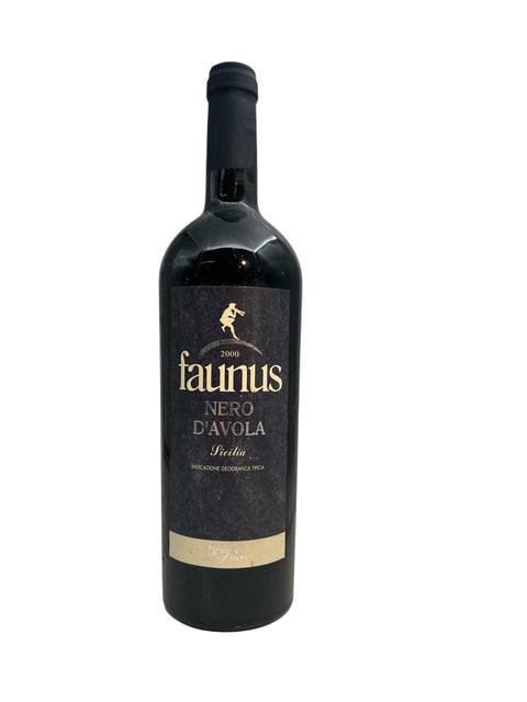 Flasche Rotwein Faunus Nero d'Avola 2000 aus Sizilien