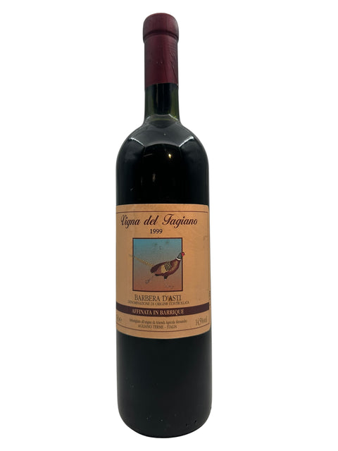 Flasche Rotwein Vigna del Fagiano Barbera d'Asti aus dem Jahr 1999