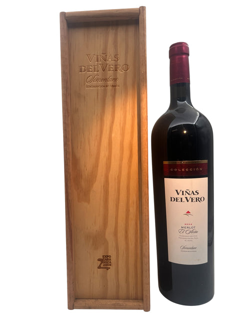 Viñas del Vero Rotwein in einer Holzkiste, Jahrgang 2004