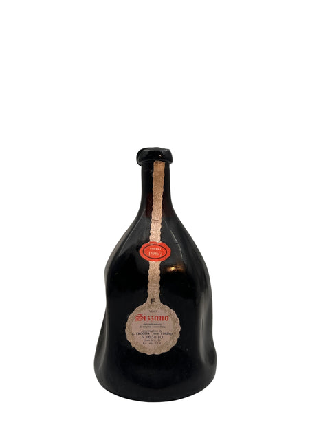 Flasche Sizzano-Rotwein aus Troglia, Jahrgang 1967