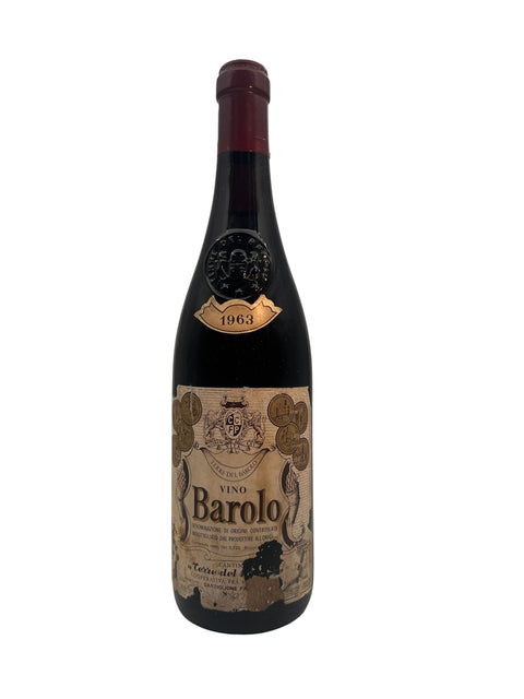 Flasche Barolo aus dem Jahr 1963 von Terre del Barolo